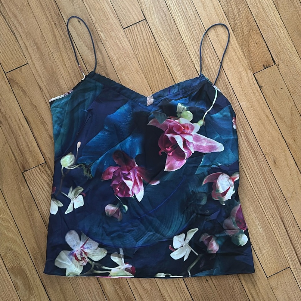 Floral tank
Ted baker 
Size large